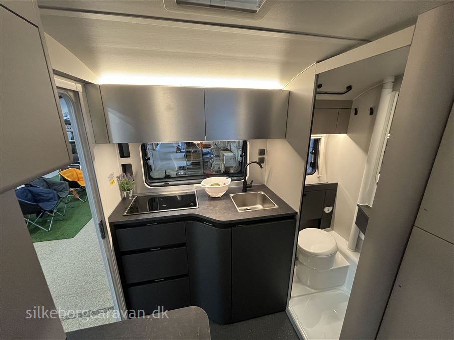 Adria Action 391 LH Sport